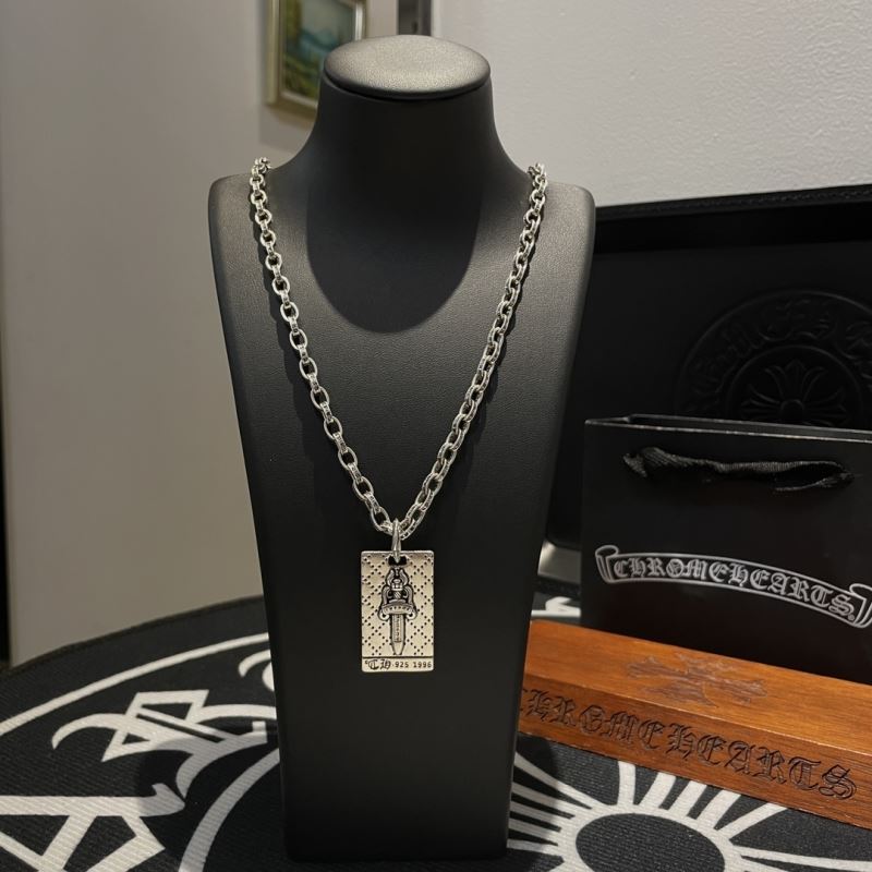 Ch*0me He**ts necklaces